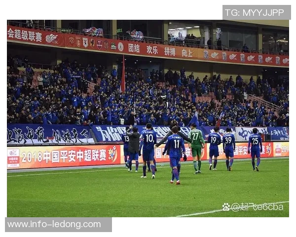 前AC米兰主帅或将加盟中超申花球队引发热议